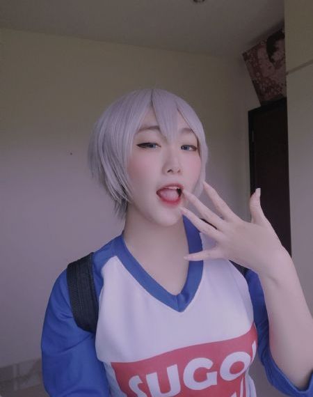 娇妻害羞的接受3p被开发视频_1080PBD在线观看