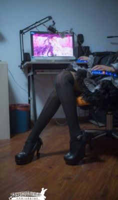 剃须然后捡到高中生_BD韩语在线观看视频