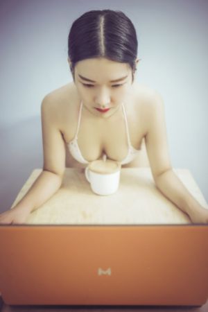 www.4虎_中文字幕在线观看