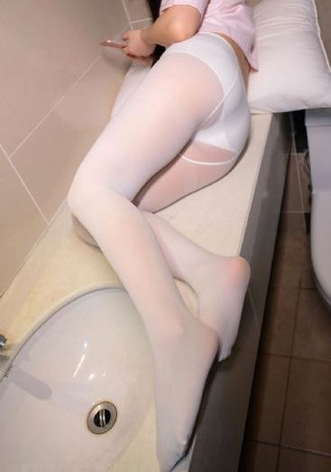 女职员的丝袜 中文字幕_在线播放高清