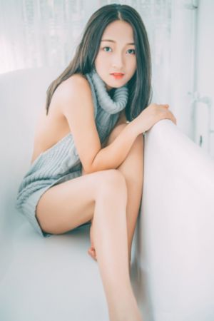 《女教师》佐山爱电影_国产剧HD高清在线观看